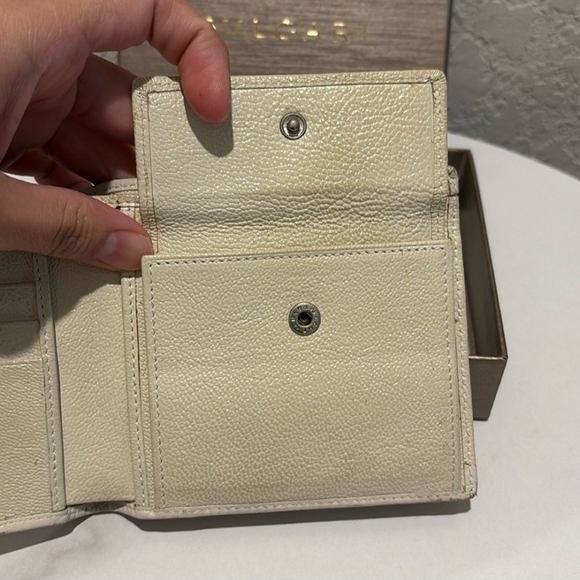 Bulgari Cream Leather Men's Wallet - Picture 7 of 13
